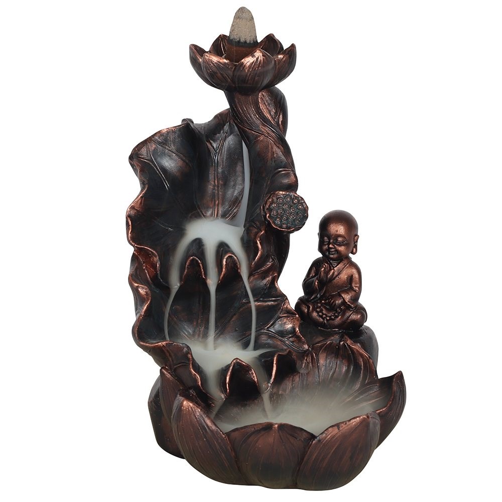 Bronzový Buddha s květy