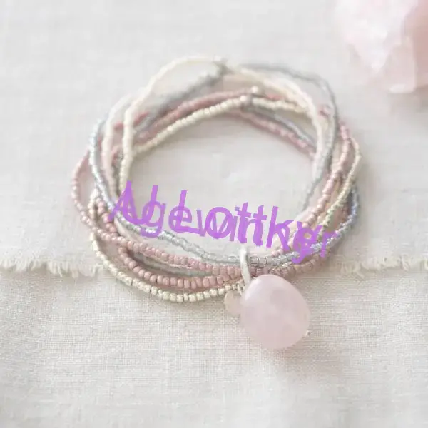 Nirmala Růženínový náramek